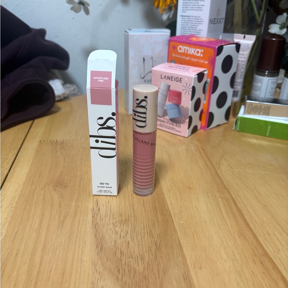 dibs. Go To Glossy Balm EFFORTLESS PINK ~ Full Sz 0.2oz, BNIB, New, AUTHENTIC